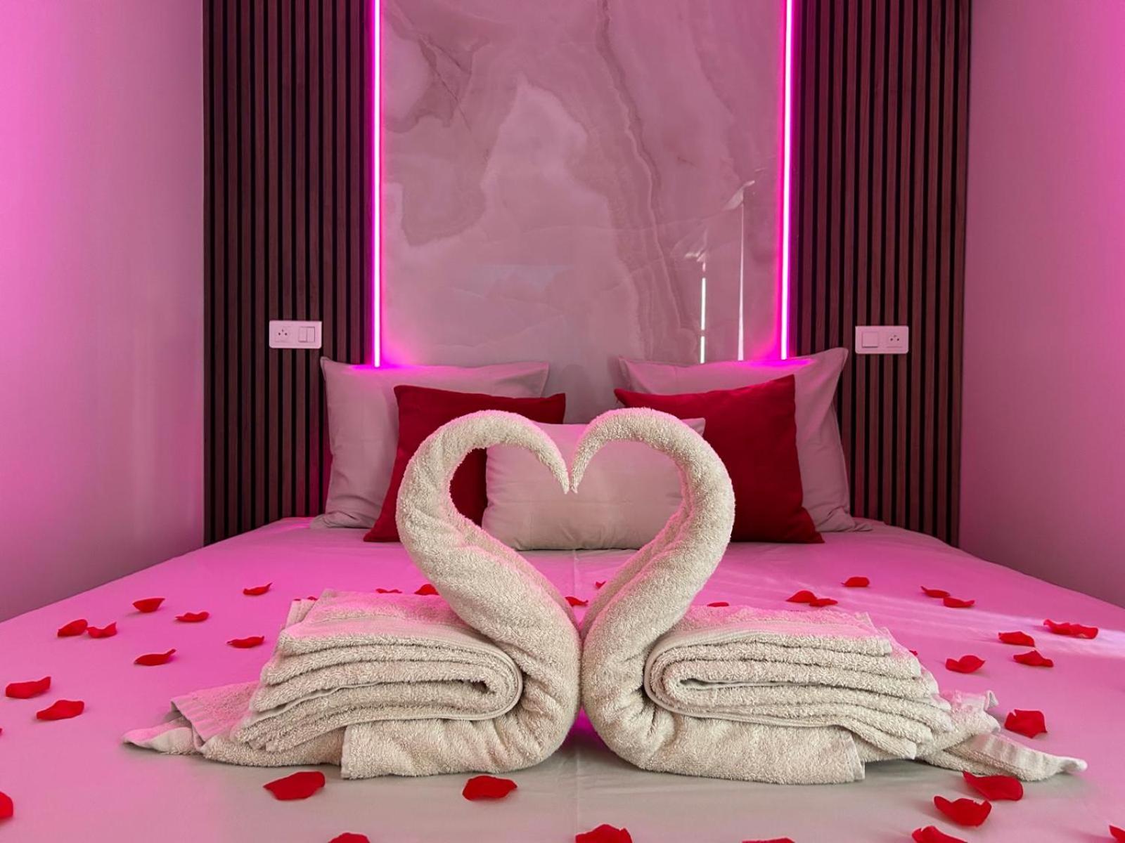 Intimate Escape - Seaside - Spa Bath - Wifi - Ac Ницца Экстерьер фото